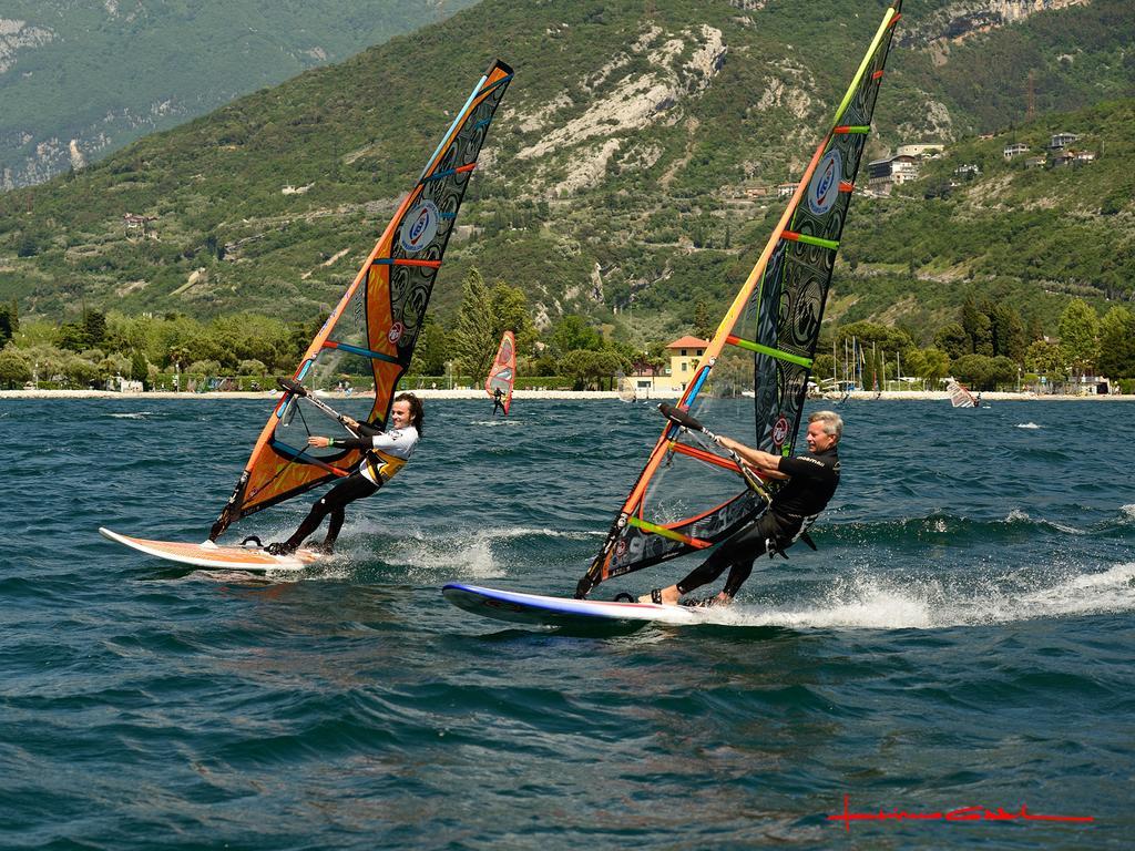 Hotel Lido Blu - Surf & Bike Torbole Sul Garda Kültér fotó