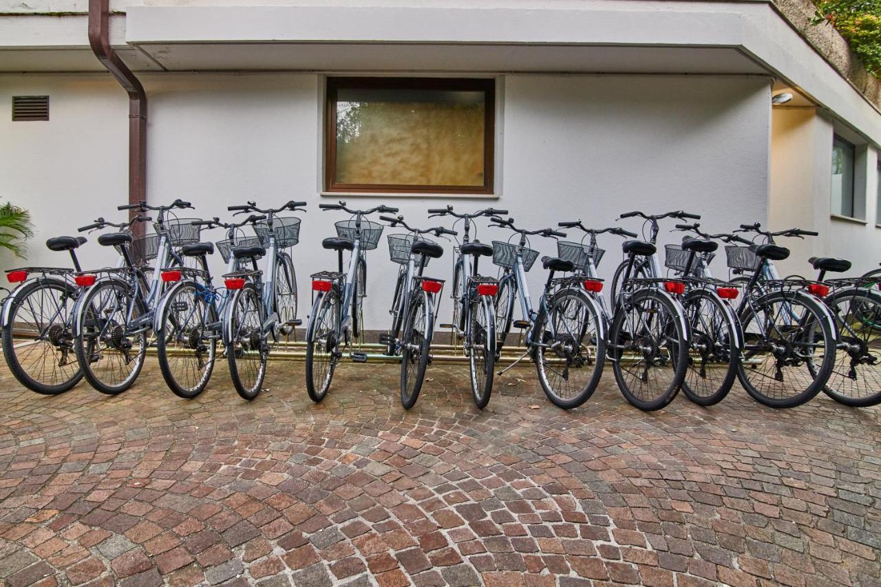 Hotel Lido Blu - Surf & Bike Torbole Sul Garda Kültér fotó