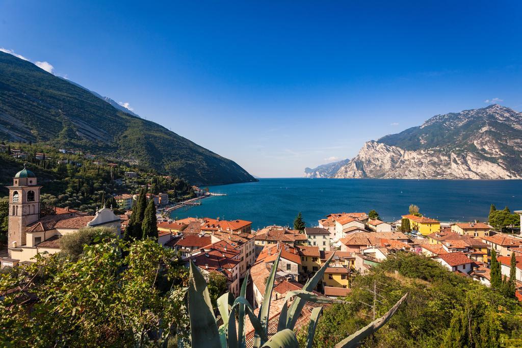 Hotel Lido Blu - Surf & Bike Torbole Sul Garda Kültér fotó