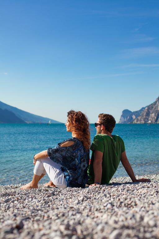 Hotel Lido Blu - Surf & Bike Torbole Sul Garda Kültér fotó